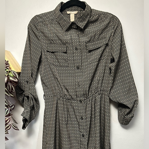 Banana Republic Patterned Buttoned Work Dress - Picture 1 of 4